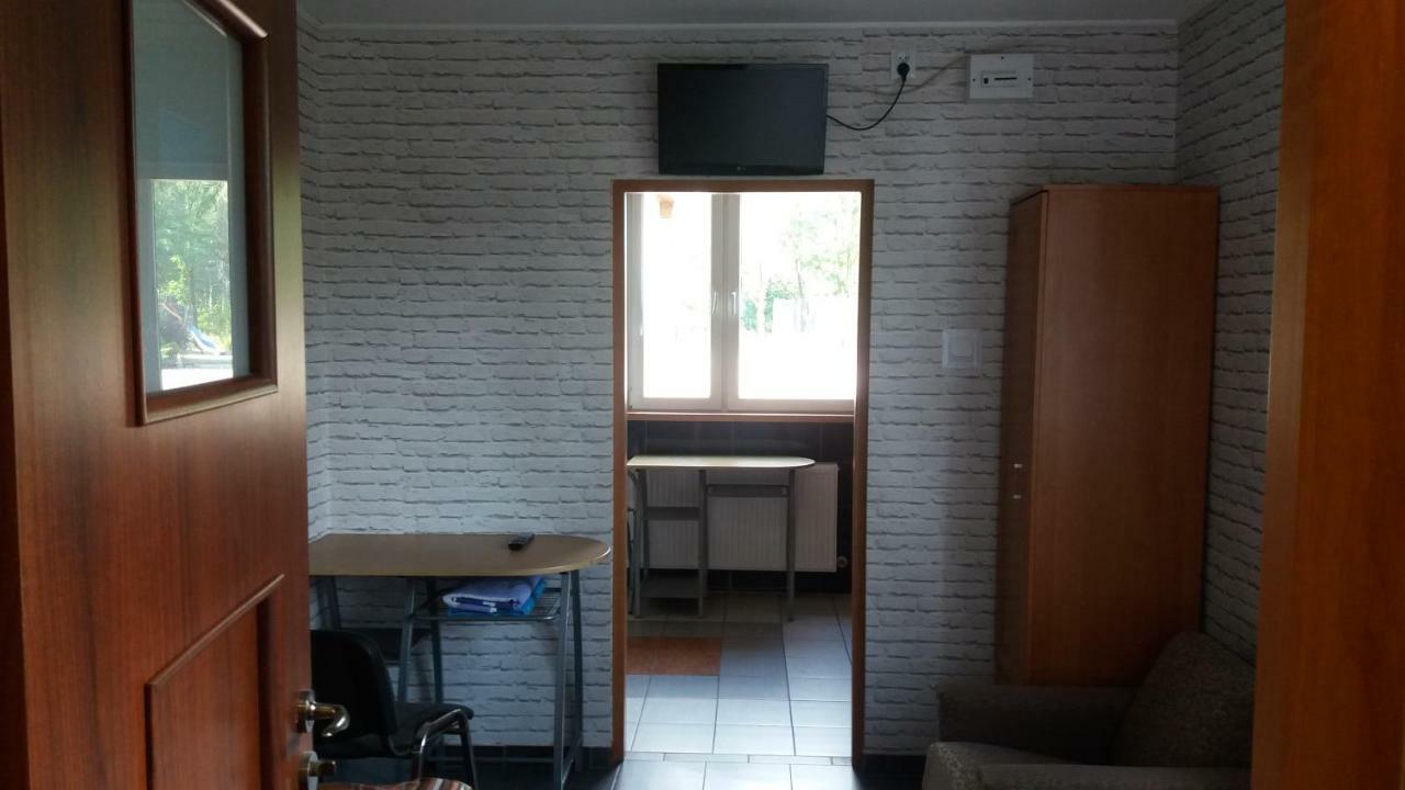 Antares Noclegi U Basi Mloszowa Exterior photo